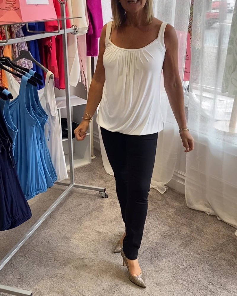 Vangie — Sleeveless Pleated Top