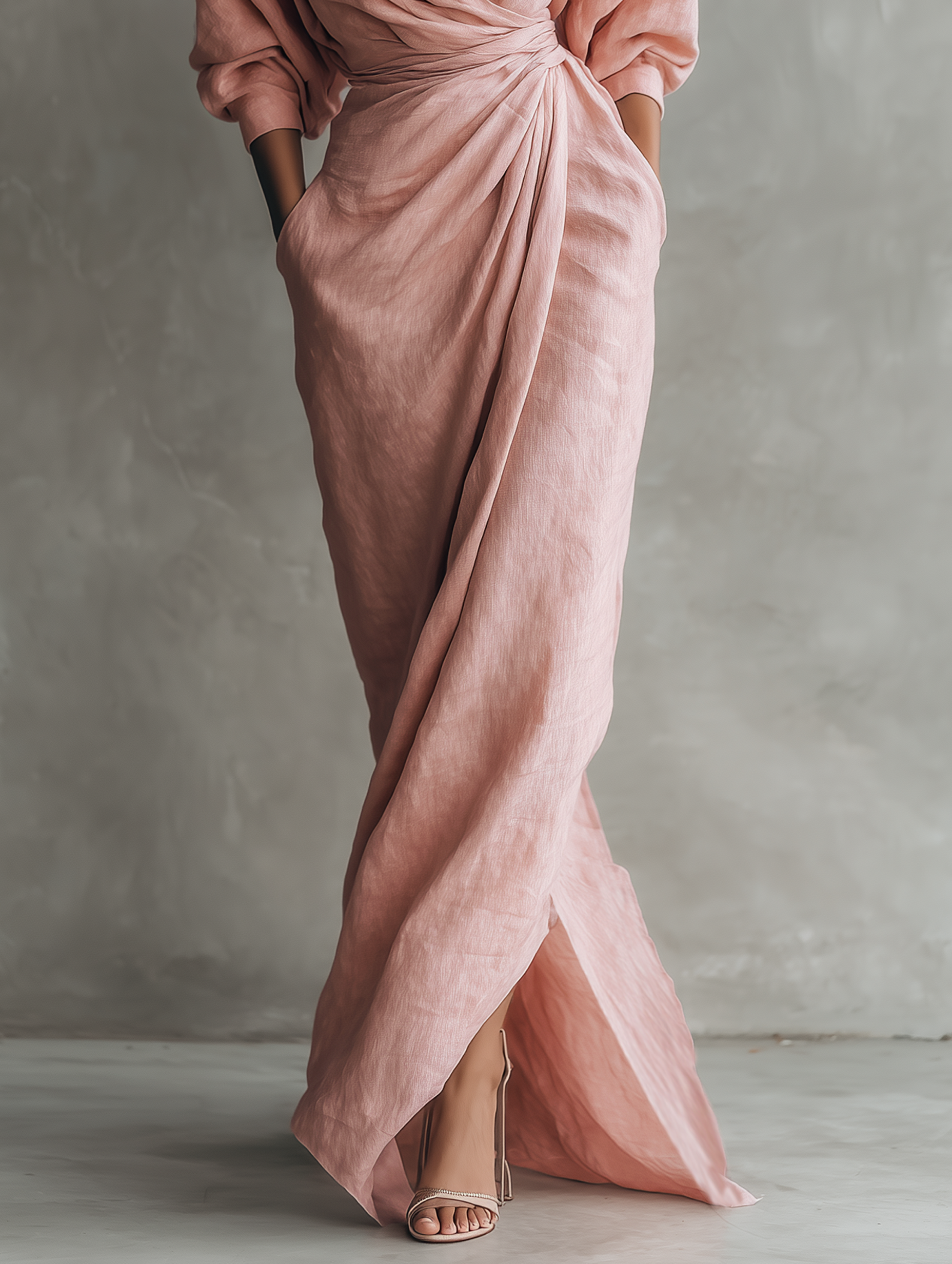 Naomi | Minimalist pink maxi dress with a V-neck in a linen blend