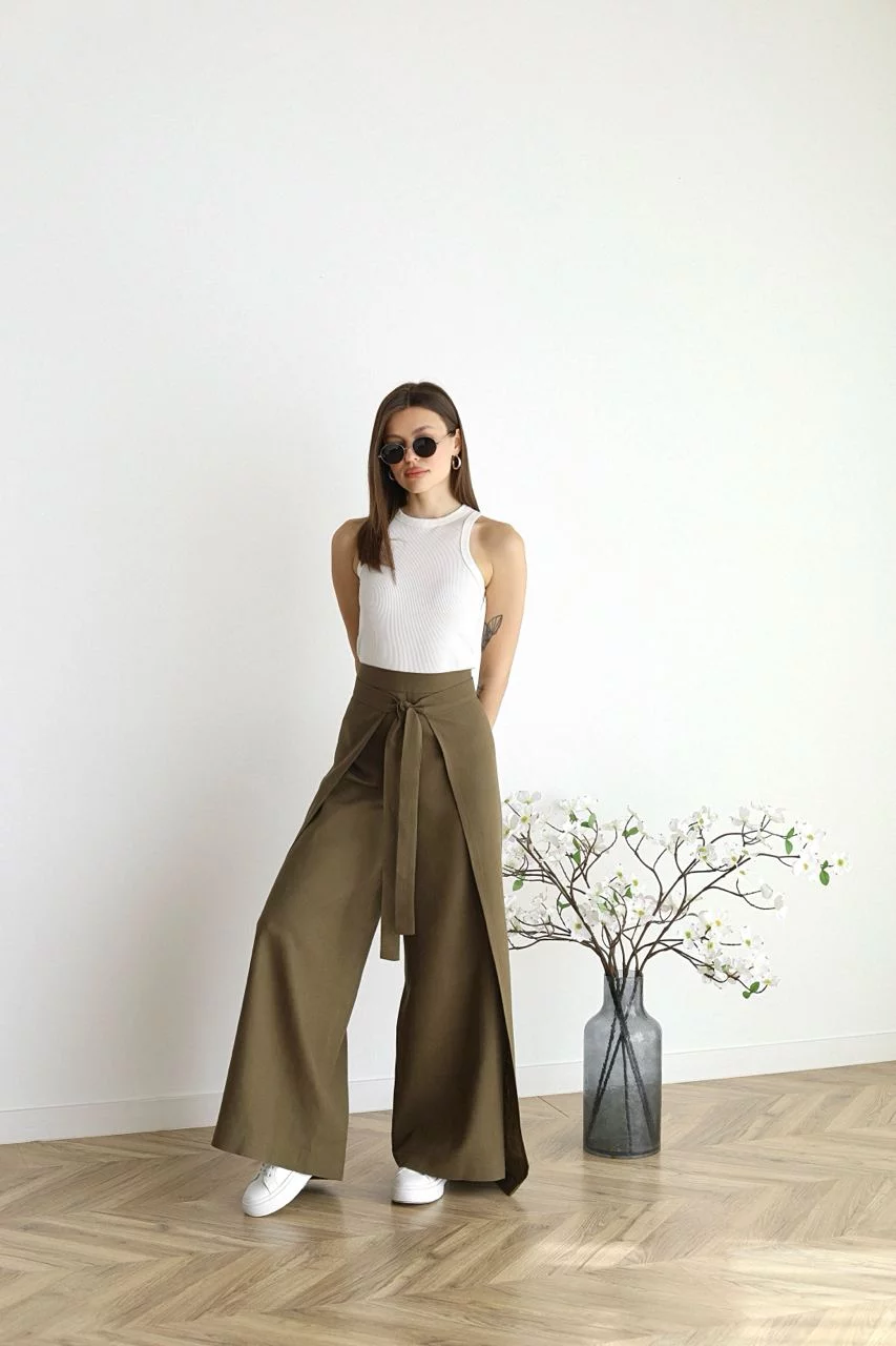Ariane — Wide-Leg Linen Trousers