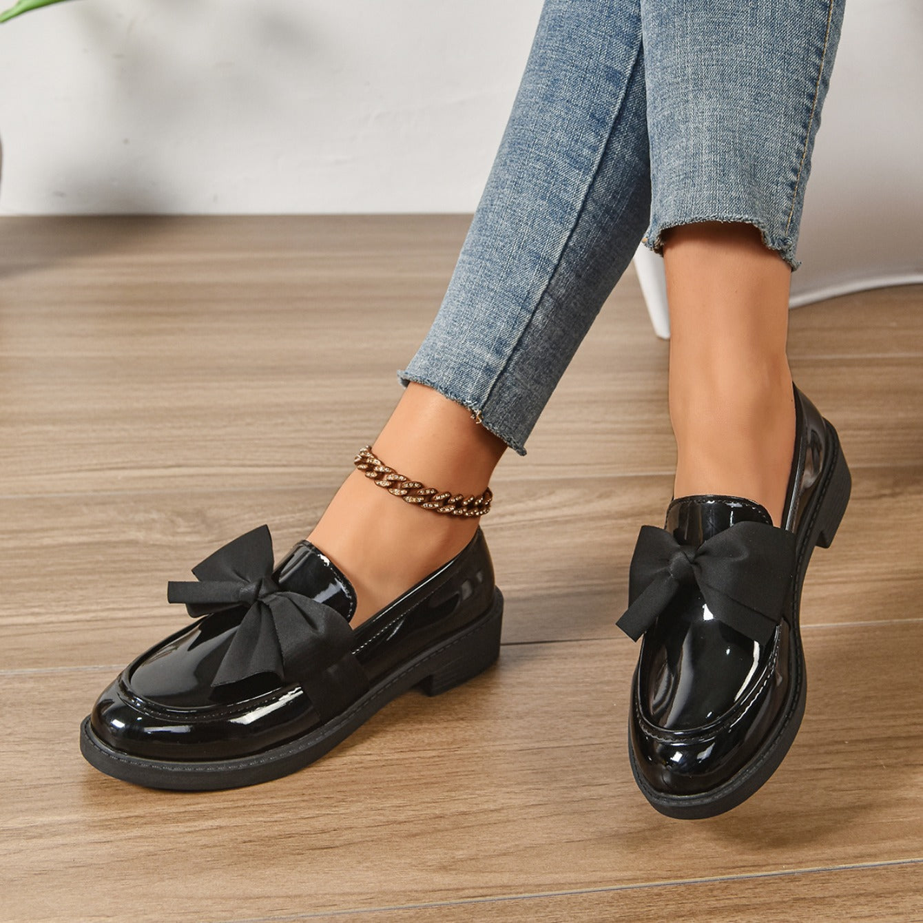 Orthopedic Bow Loafers