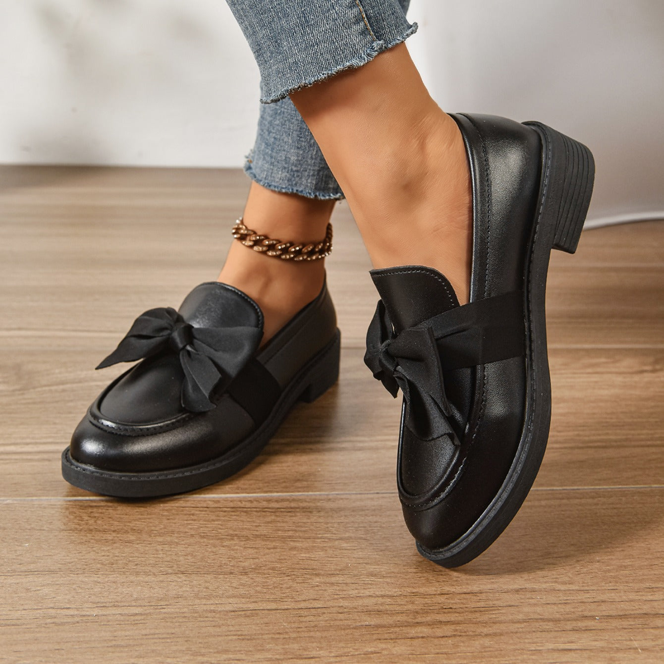 Orthopedic Bow Loafers