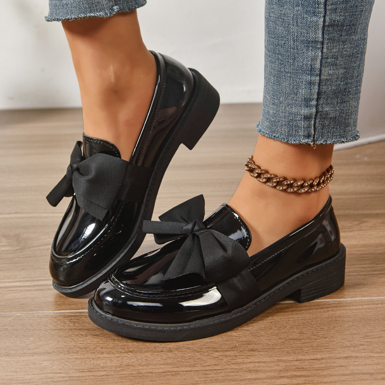 Orthopedic Bow Loafers